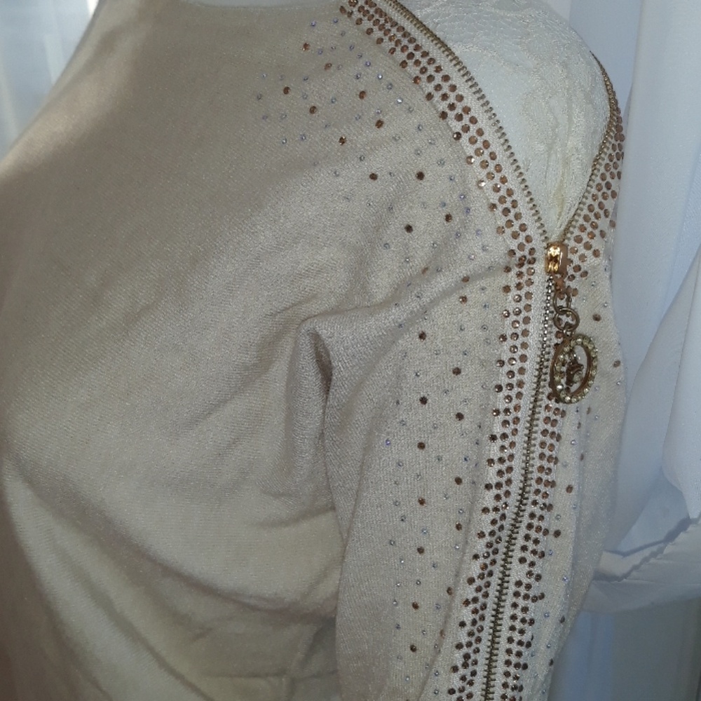 Top embellishments